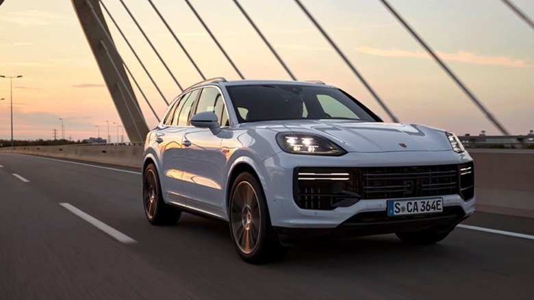 Porsche Cayenne Turbo E-Hybrid 