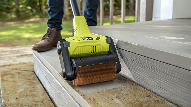 Scrubber on outdoor stairs