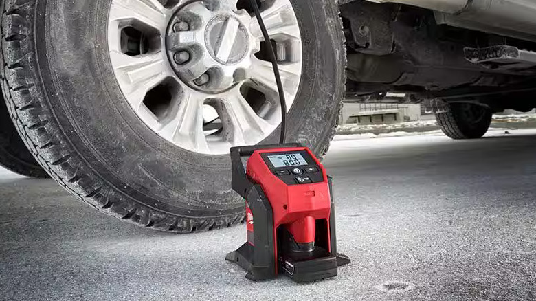 Milwaukee portable inflator