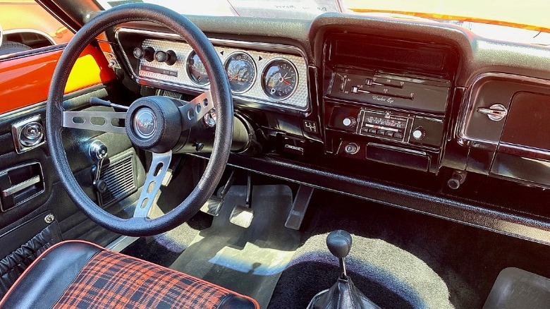 AMC Gremlin interior