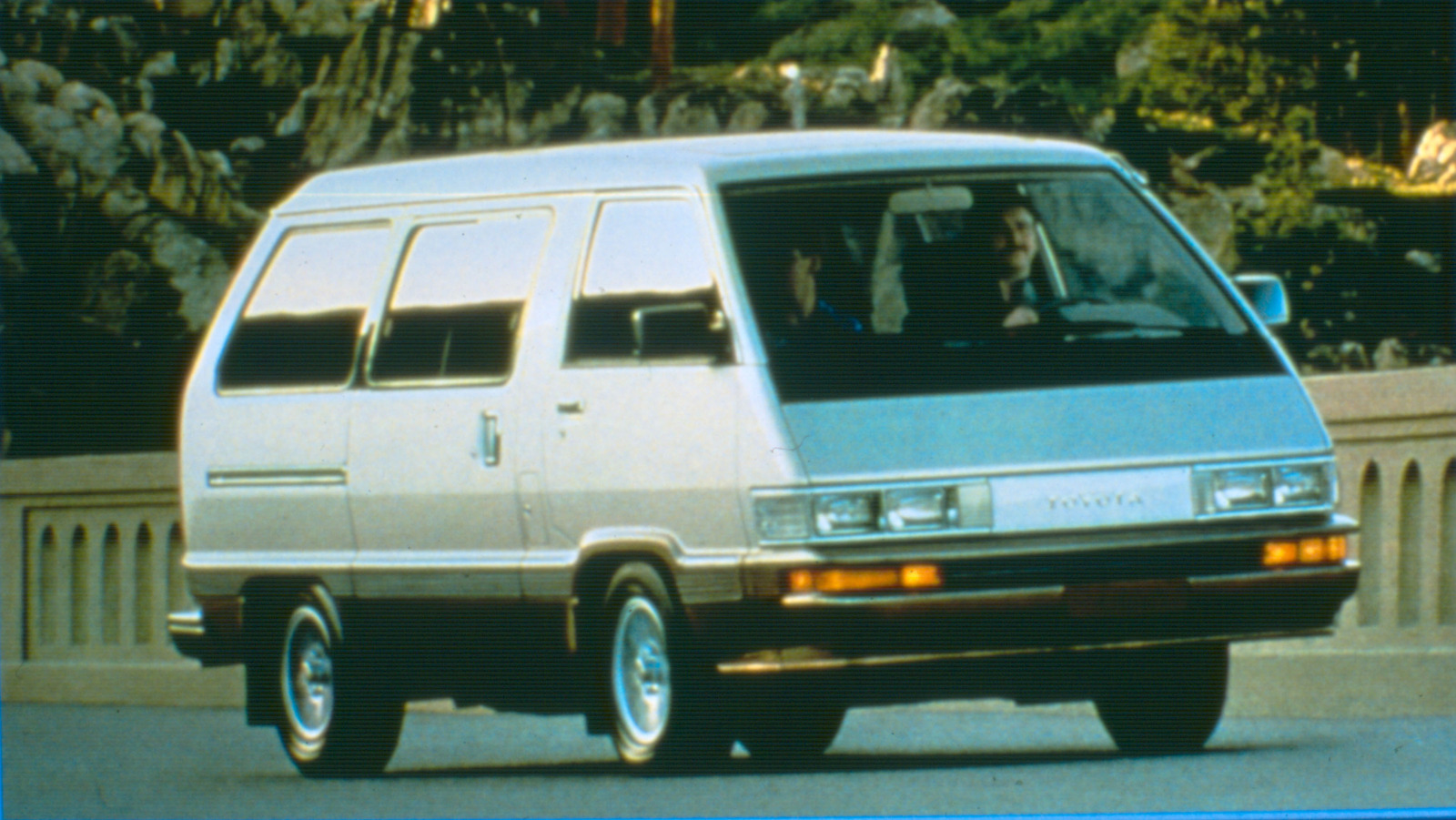 This 80s Toyota Van Had A Strange Feature You Won't Find In Your New Car