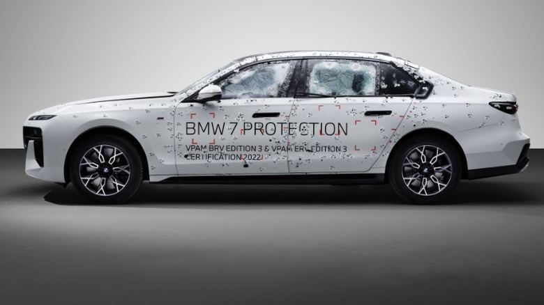 BMW 7 Protection damaged