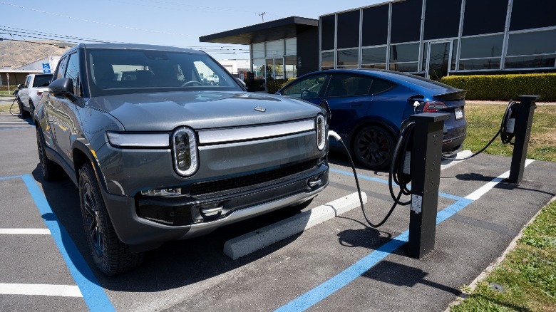 rivian charging