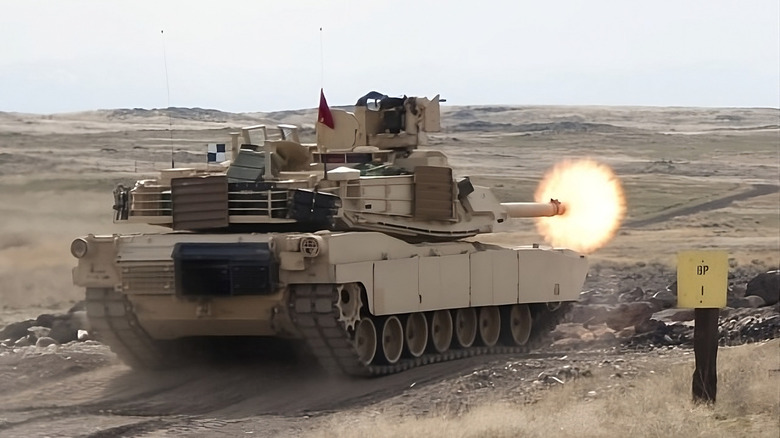  M1A2 Abrams Tank firing