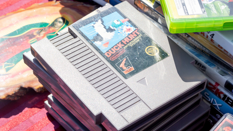 NES Nintendo Duck Hunt cartridge