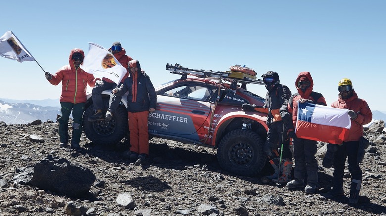 Porsche 911 altitude record