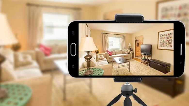 Security Camera CZ smartphone setup in living room 