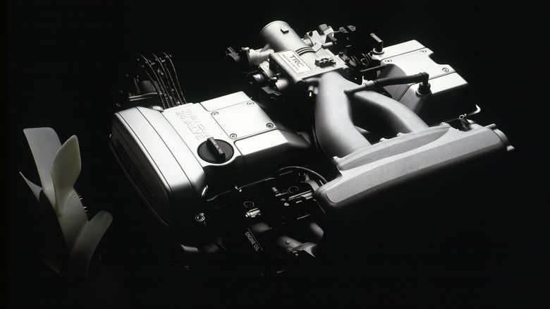 Toyota 2JZ-FSE engine