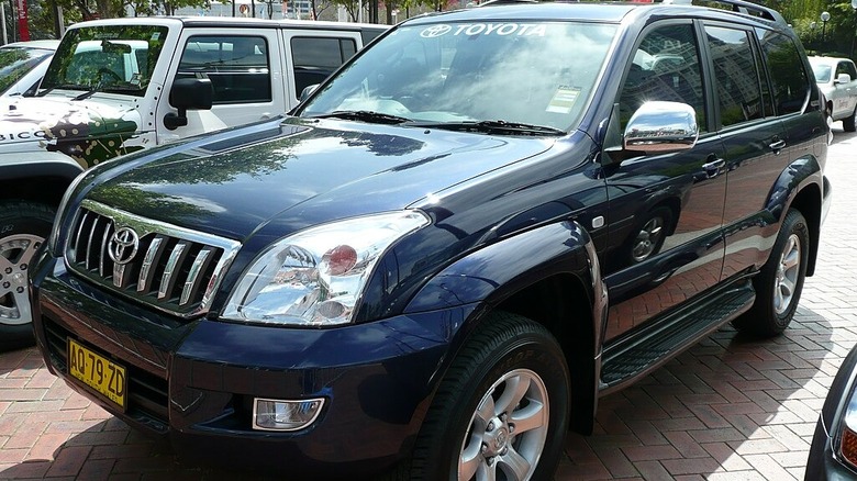 Blue 2007 Toyota Land Cruiser Prado parked