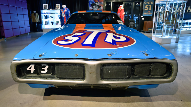 Richard Petty '74 STP Dodge