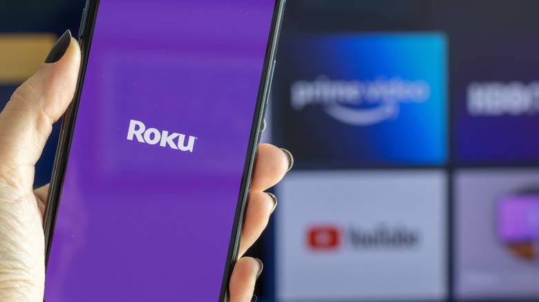 roku logo smartphone