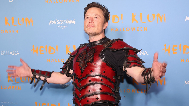 Musk posing at an event