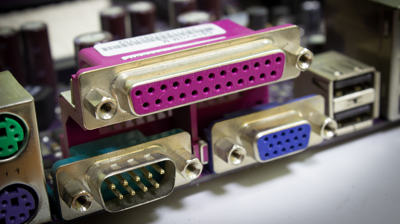 Different types of parallel ports on old computer