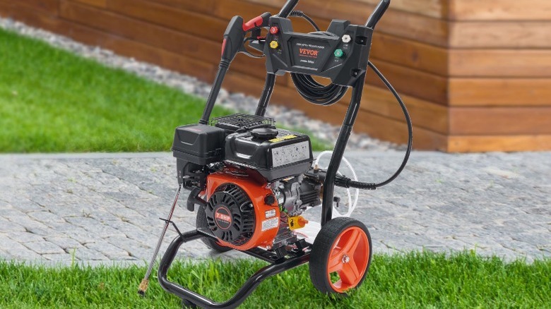 Vevor pressure washer on grass