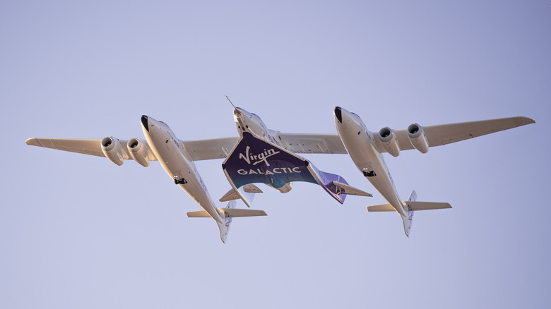 virgin galactic space plane in flight