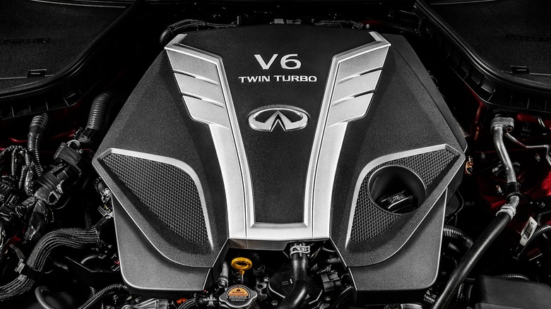 VR30 twin-turbo V6 under hood