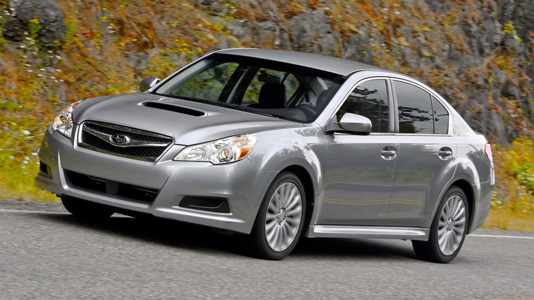 sliver 2012 Subaru Legacy 2.5 GT Limited