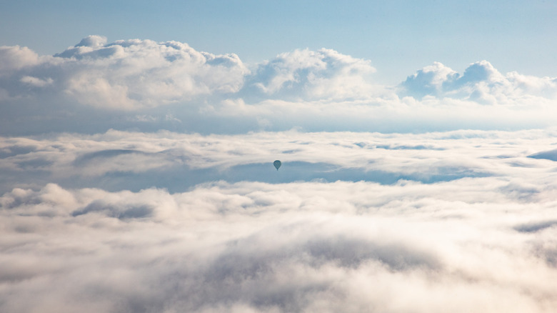 A balloon bomb making its way over the pacific ocean 