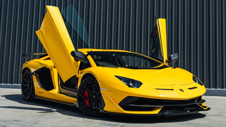 2019 Lamborghini Aventador SVJ yellow