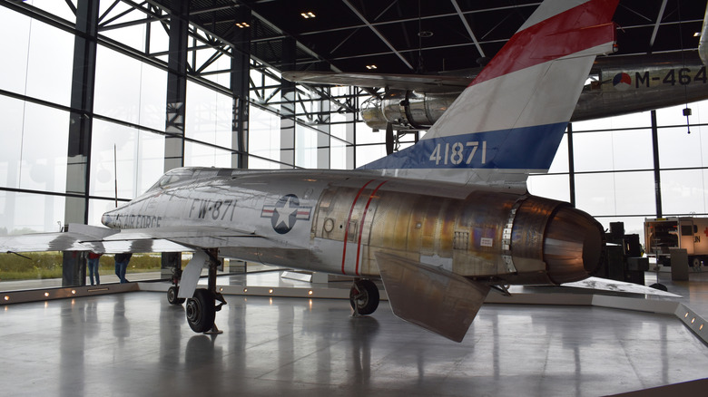 USAF FW-871 F-100D jet inside of museum