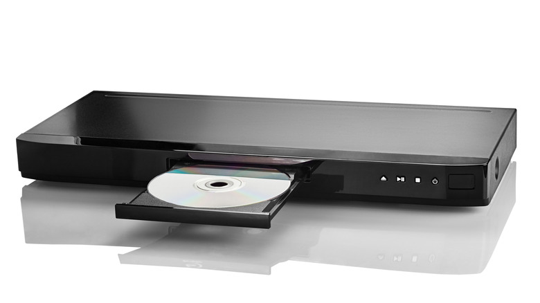 DVD or Blu-Ray player