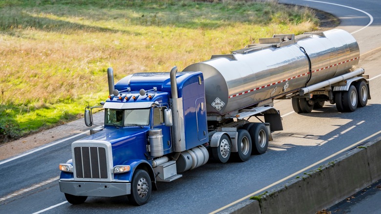 A tank trailer