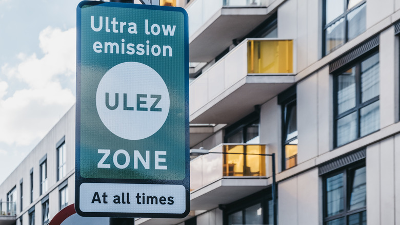 ULEZ street sign