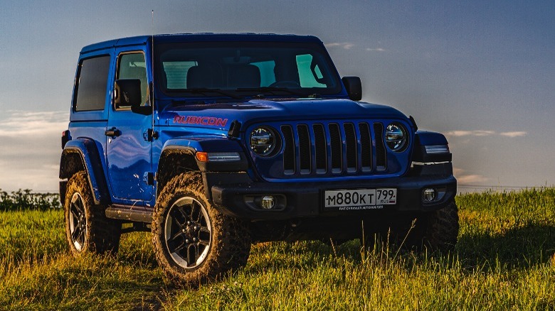 blue Jeep Wrangler Rubicon front view