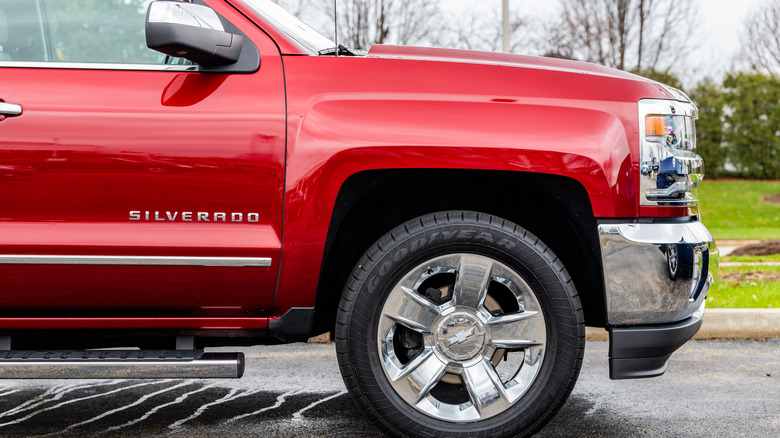 Chevrolet Silverado 1500 LTZ side view