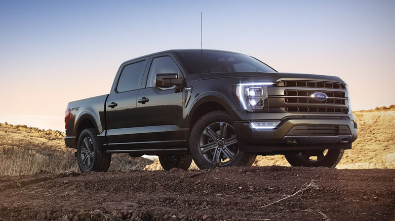 2023 Ford F-150 LARIAT Sport