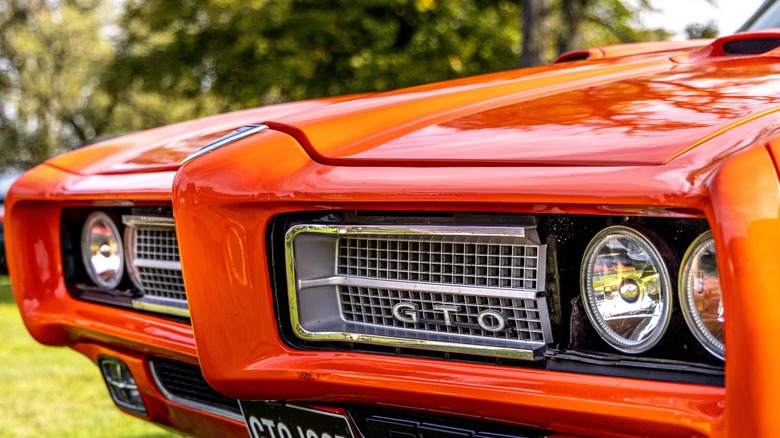 Pontiac GTO grill