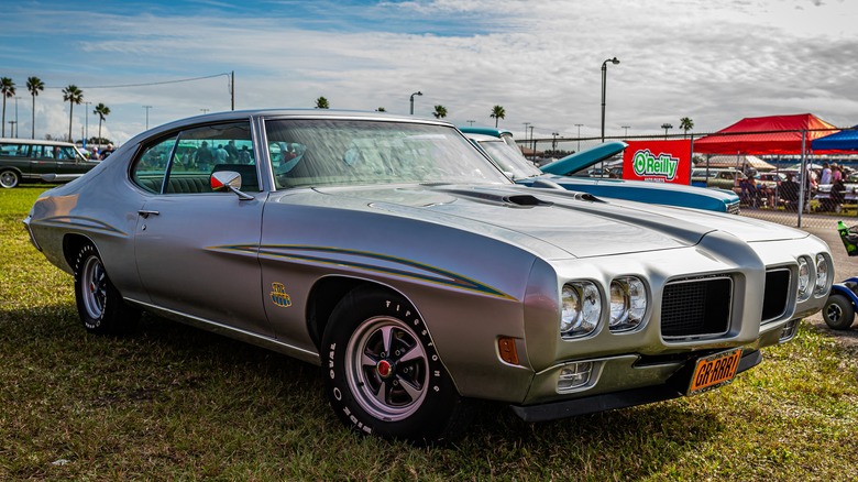 1970 Pontiac GTO parked car show