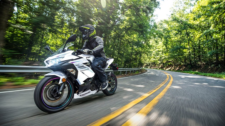 White Kawasaki Ninja 400 on the road