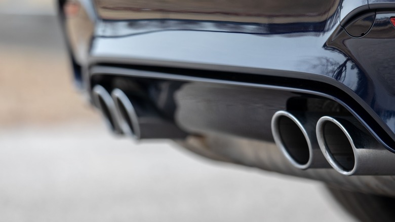 Car tailpipe