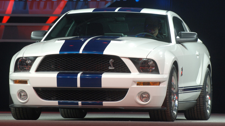 2007 Ford Shelby GT500 revealed