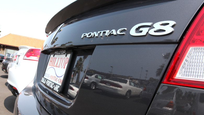 Pontiac G8 close up view