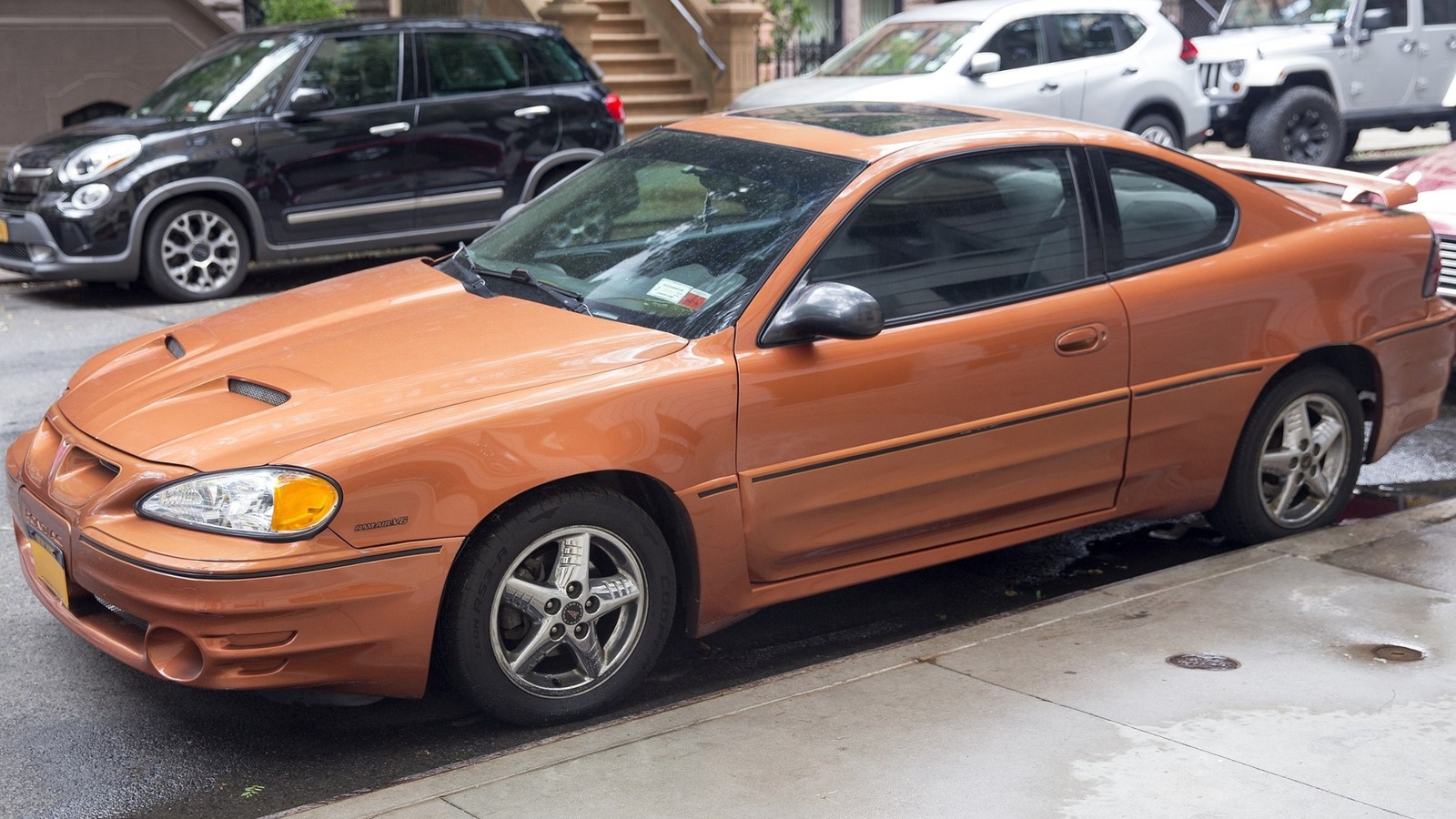 What Engine Is In The 2003 Pontiac Grand Am GT & How Much Is One Worth Today?