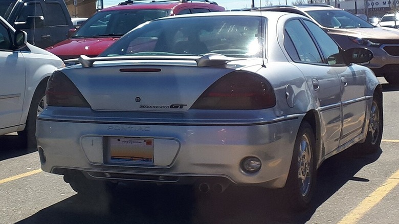 2003-2005 Pontiac Grand Am GT Sedan