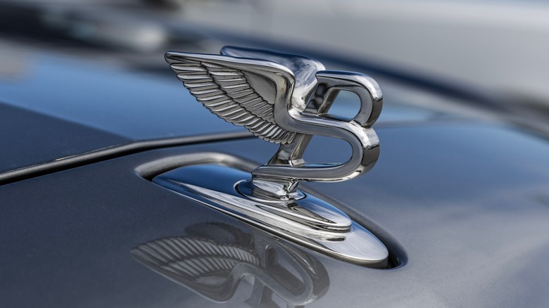 Mulsanne with Flying B hood ornament