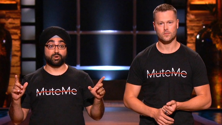 Paramveer Dhoot and Tye Davis pitch MuteMe on Shark Tank