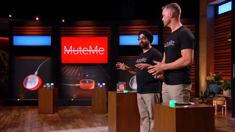 Paramveer Dhoot and Tye Davis pitch MuteMe on Shark Tank