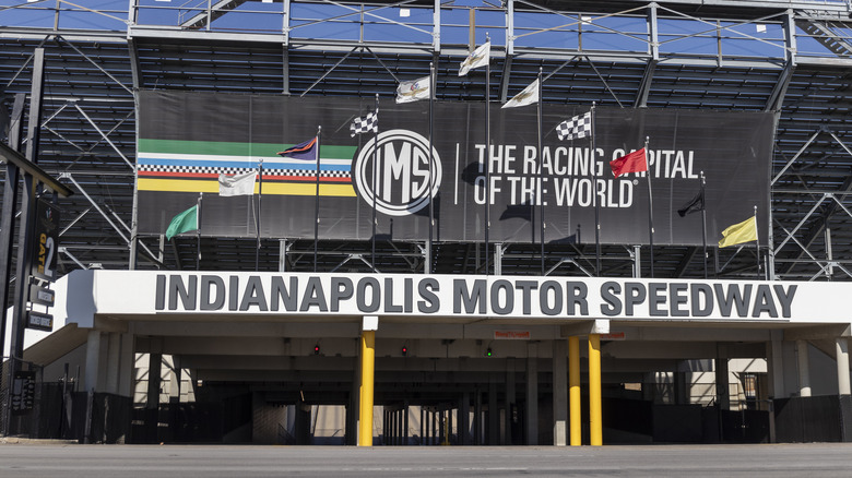 Indianapolis Motor Speedway entrance