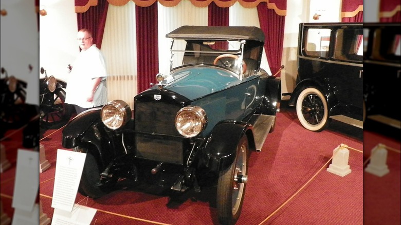 1919 Auburn Beauty-Six