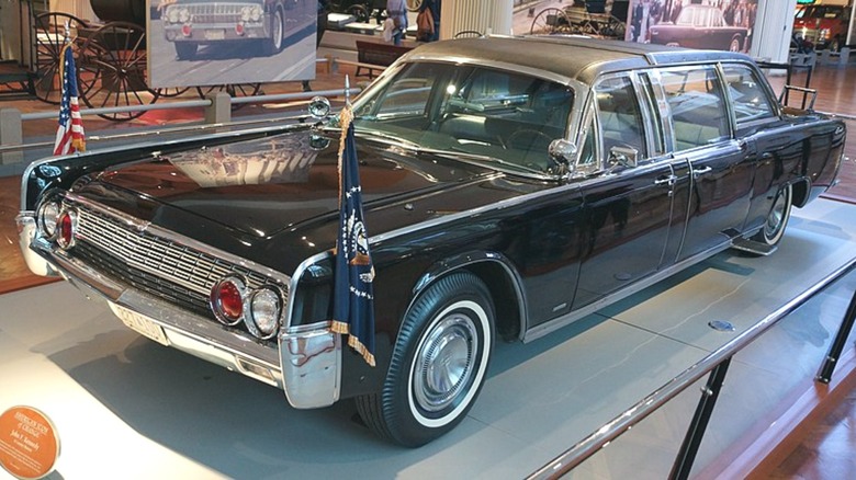 X-100 Presidential limousine on display