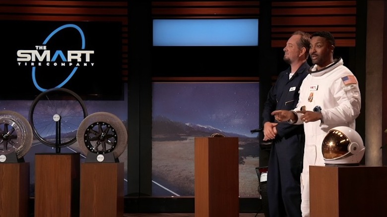 Brian Yennie and Earl Cole (in space suit) talking to investors on "Shark Tank."