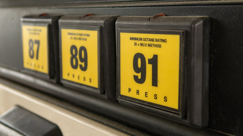 gas pump with three choices