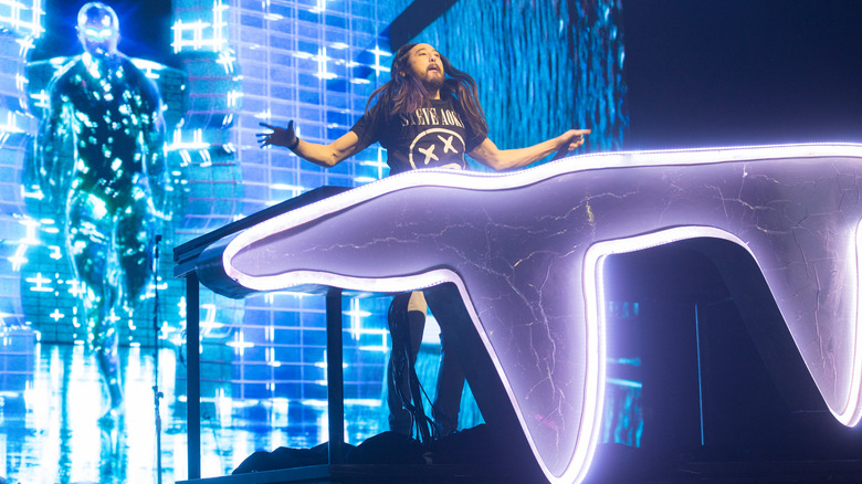 DJ Steve Aoki