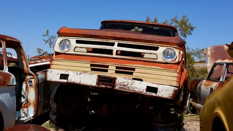 vintage junkyard pickup truck