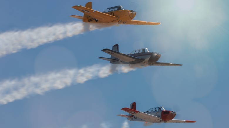 T-34 Warbird formation during airshow