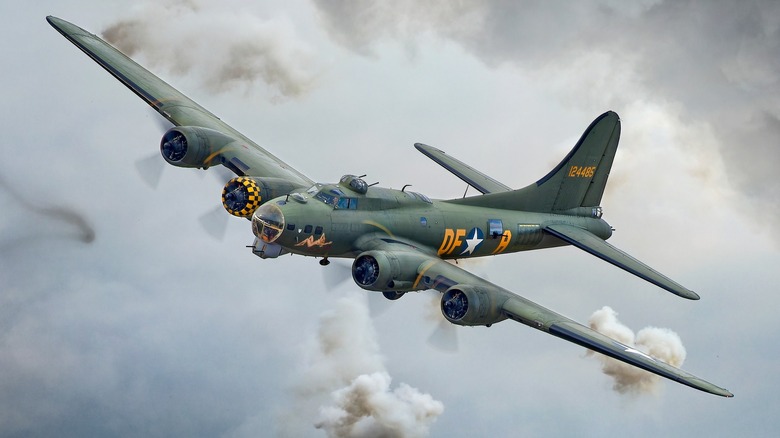 B-17G Flying Fortress air show